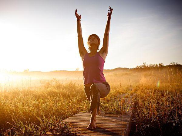Yoga: ein Morgenkomplex für Anfänger. Übungen und Empfehlungen